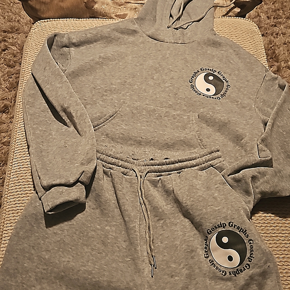 NWOT ladies shein sweat suit